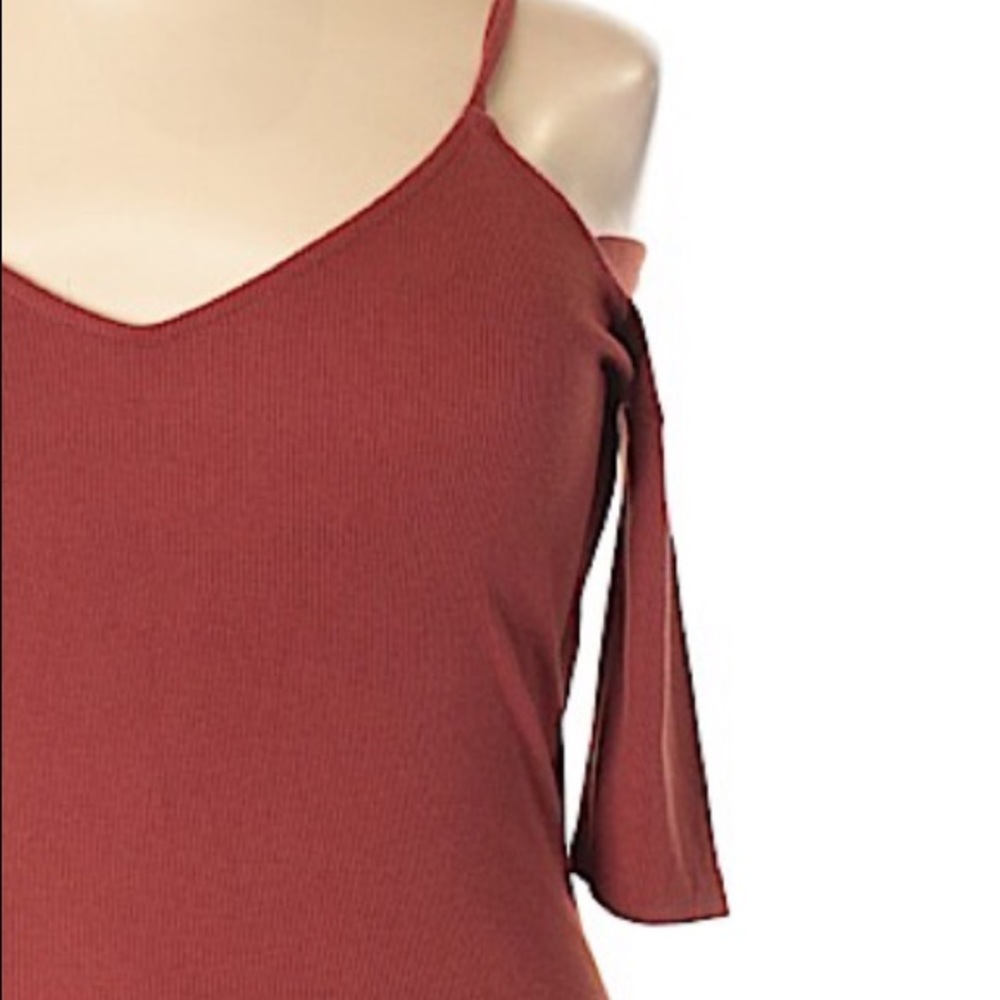 ππΌπΈ Bodycon Cold Shoulder - Picture 3 of 5
